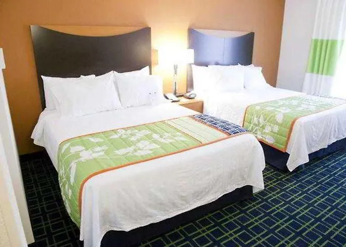 Fairfield By Marriott East Hotel 3*