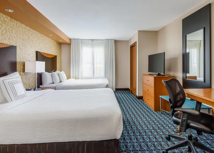 Fairfield By Marriott East