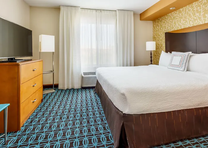 Fairfield By Marriott East