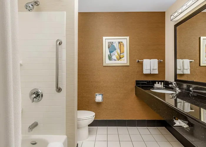 Fairfield By Marriott East Hotel Peoria
