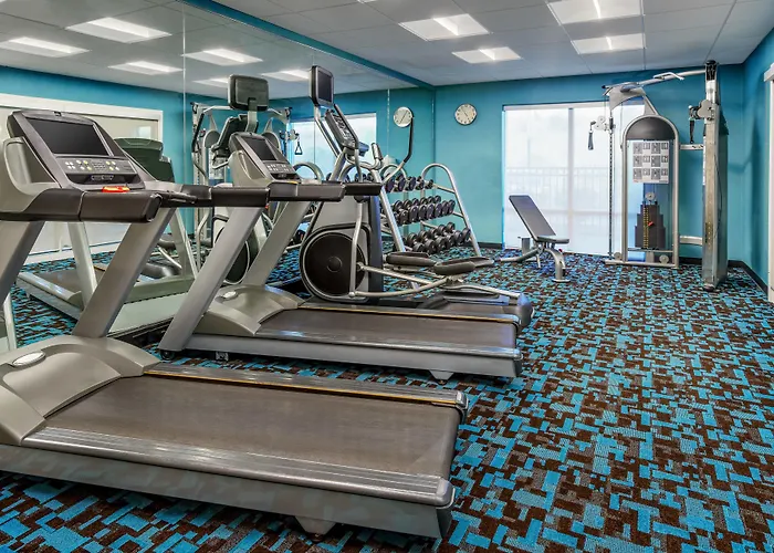 Hotel Fairfield By Marriott East